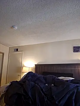 Roddog18 online show from March 22, 10:59 pm