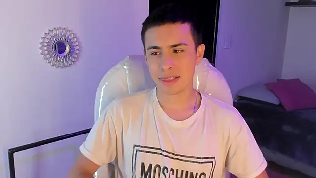 Nyko ds online show from January 9, 4:18 am