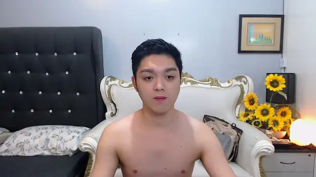 JayKarLo online show from October 9, 2:11 pm