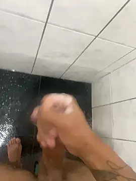 Juninjr12 online show from March 8, 1:25 am