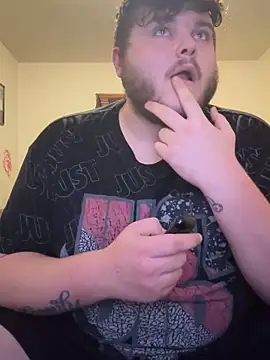 snifflez03 online show from October 8, 6:29 am