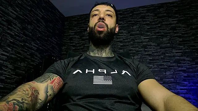 MasculineGuy99 online show from April 4, 1:46 am