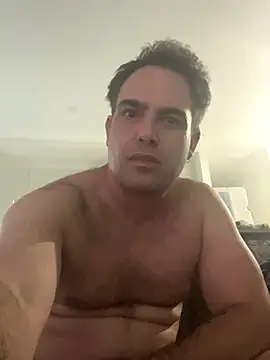 GymBoy83 online show from December 20, 7:10 pm