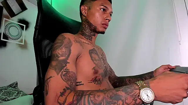 The boy dreams1 online show from October 10, 3:22 am