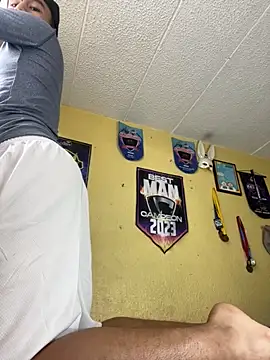 lyan t2 online show from October 18, 3:50 pm