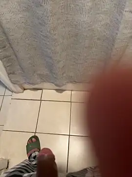 familia0210 online show from November 27, 8:23 pm