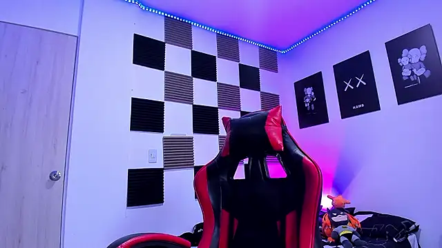 jeycobb online show from February 15, 11:51 am