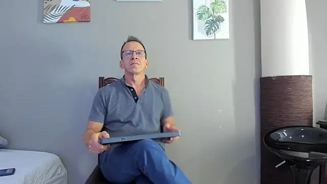  axelking  online show from November 24, 11:22 am