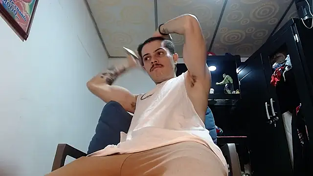 imsammytop online show from October 8, 10:58 pm