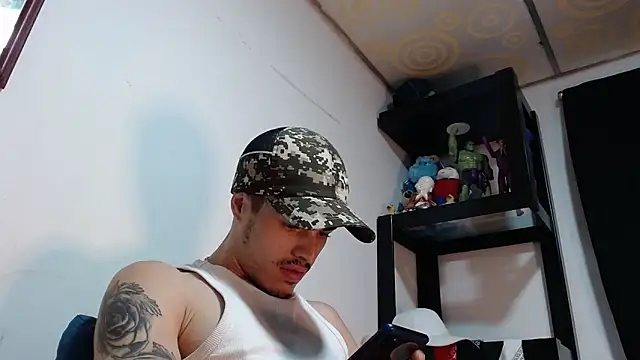 imsammytop online show from November 4, 1:01 pm