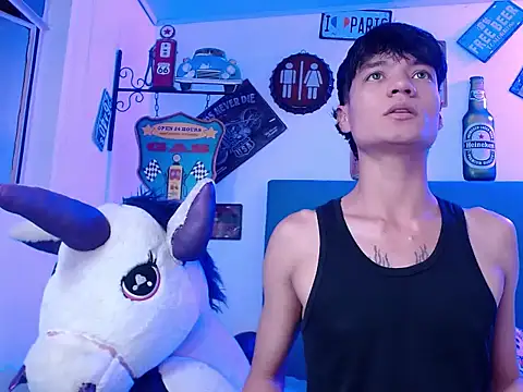 alex russo   online show from October 10, 3:55 am