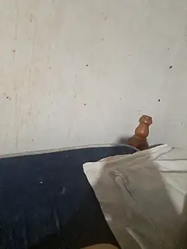 Snapshot of Elkiler72027 chatting on November 22, 5:07 am Elkiler72027 online show from November 22, 5:07 am