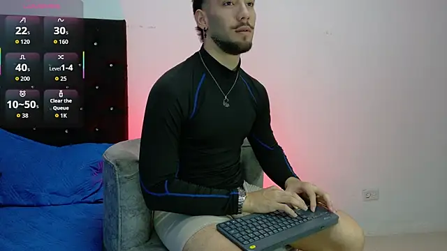 angel kyrozz online show from April 6, 7:03 pm