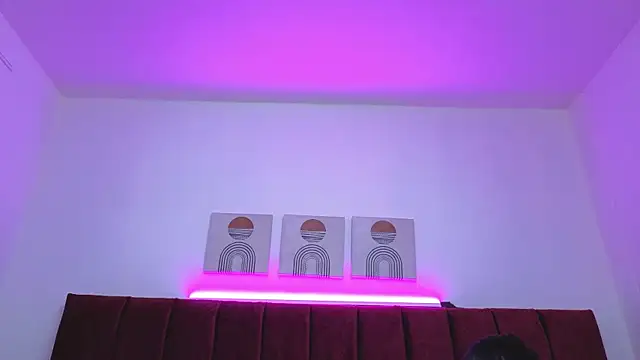 Timothe Evans online show from October 17, 9:52 pm