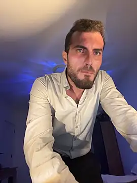 Xhrome98 online show from October 18, 10:04 pm