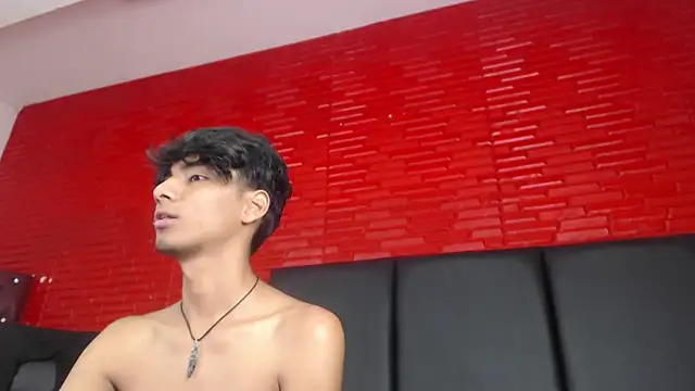 tyler wolf1  online show from October 13, 12:55 pm