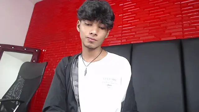 tyler wolf1  online show from October 14, 12:56 pm