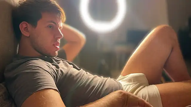 mynameischris online show from October 11, 1:31 am