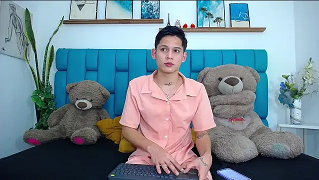 Brian hot online show from February 19, 11:28 am