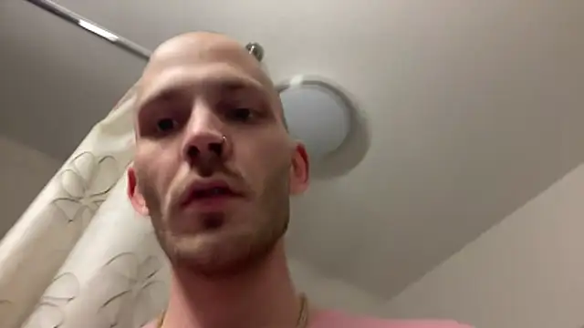 MolleDolle online show from March 10, 7:42 pm