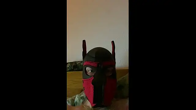 MolleDolle online show from October 18, 12:04 am