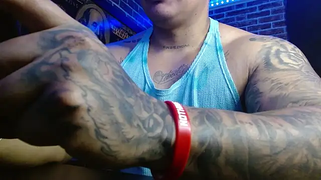 jordan bigcock  online show from December 18, 1:12 am