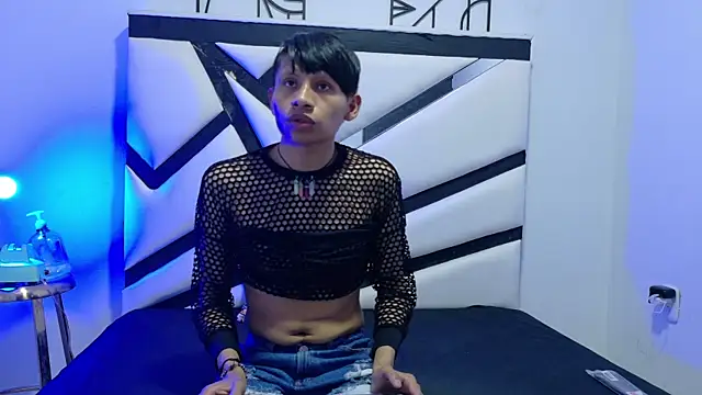 SEBAS LOVER  online show from November 4, 8:43 pm