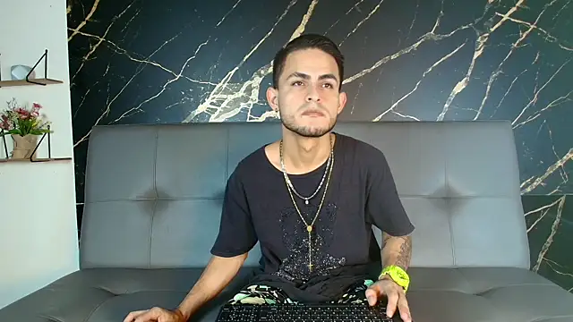 Master King Crazzy777 online show from November 24, 2:07 pm