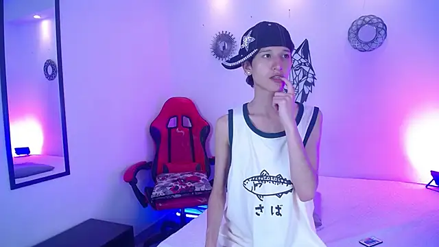 Emo Boy  online show from January 5, 8:34 pm