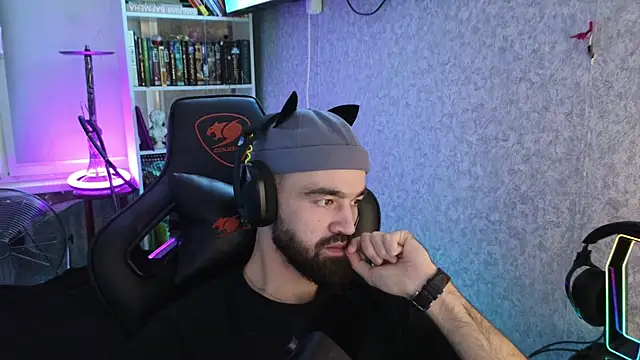 Nik Namee online show from October 11, 3:05 pm