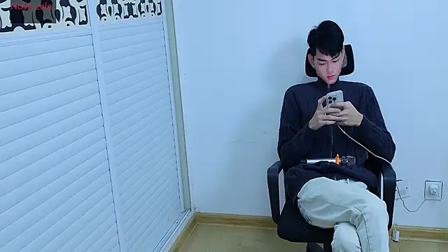 sexyboy-lele online show from October 24, 12:51 pm