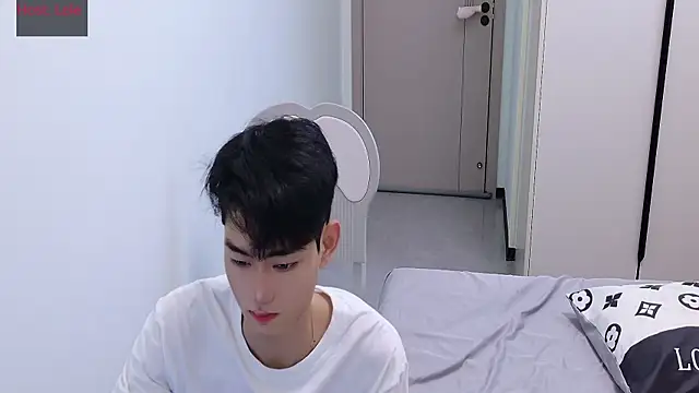 sexyboy-lele online show from November 19, 11:10 am