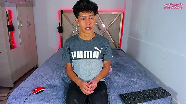 Jacovo2002 online show from October 19, 2:38 am