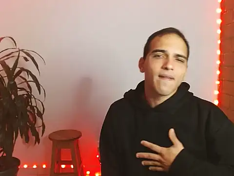 Maax3023 online show from October 14, 1:07 pm