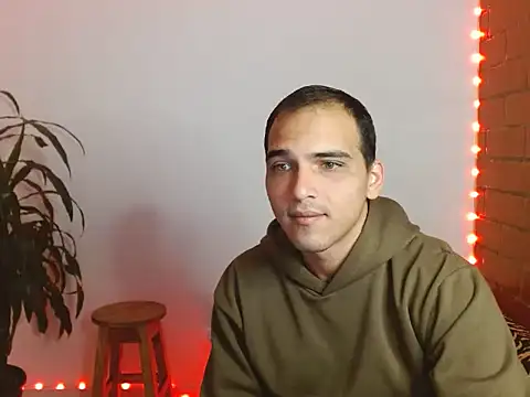 Maax3023 online show from October 16, 1:19 pm