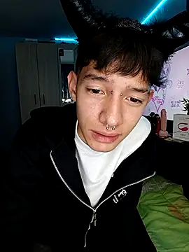 heyy noah11 online show from November 12, 1:44 am