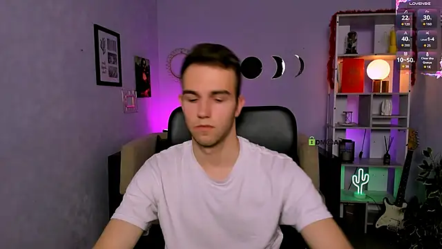 astren villo online show from March 17, 9:23 am