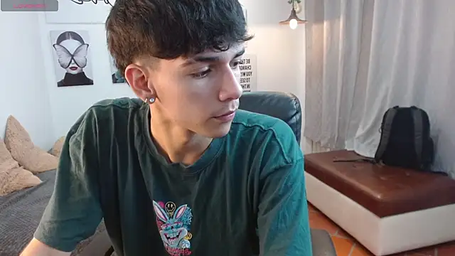 AmethystShadow17 online show from November 4, 3:57 pm