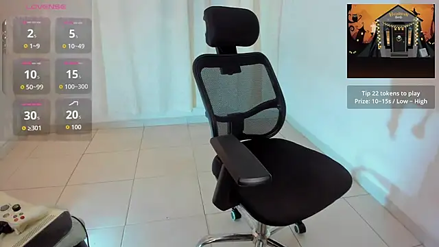 BenhtenBlack25 online show from October 16, 9:01 pm