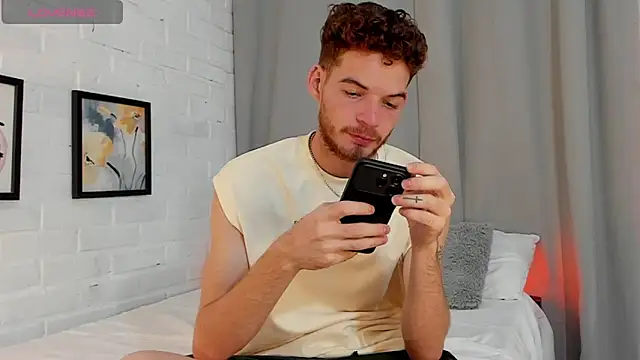 MATEO HUNTER online show from December 21, 7:16 am