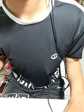 kave2033 online show from October 14, 2:35 pm