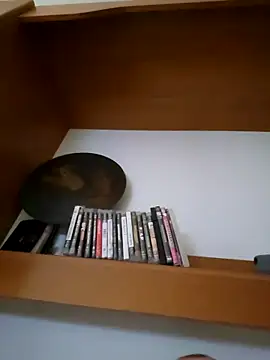 uide1996 online show from November 16, 10:39 am