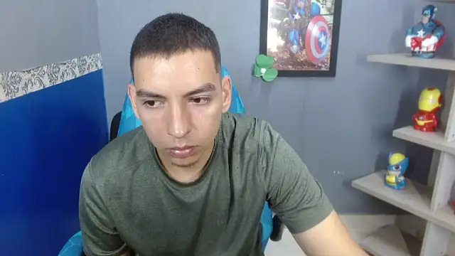 Axel Stones  online show from November 5, 1:57 pm