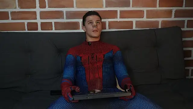 Dominick walker online show from April 27, 12:29 am