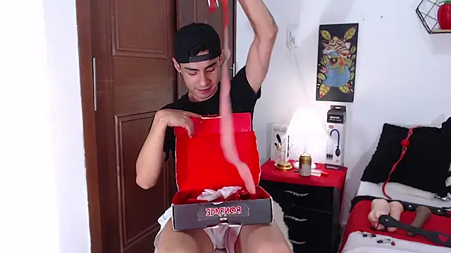 DavidFord2425 online show from October 16, 5:26 am