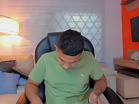 andy stars  online show from October 22, 2:48 am