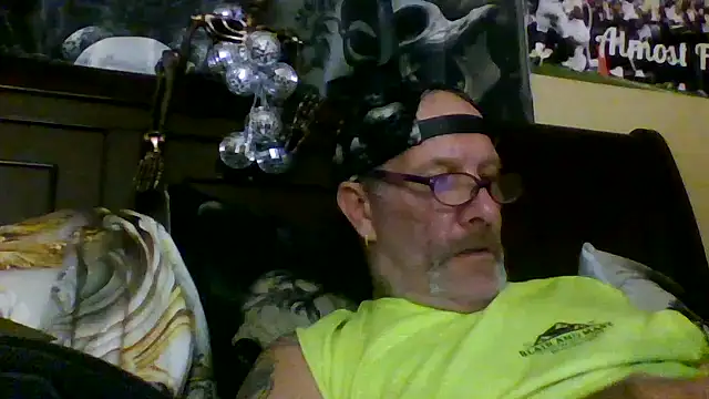 bigdaddyrooster online show from February 18, 4:43 am