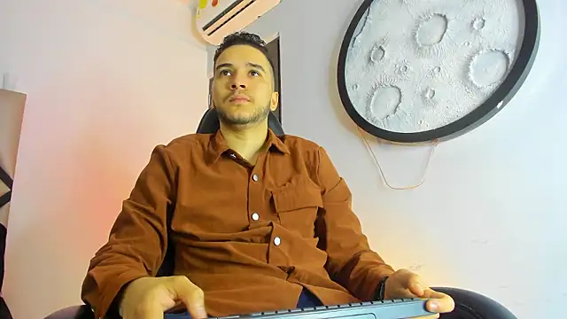 mike 257 online show from January 19, 11:23 am