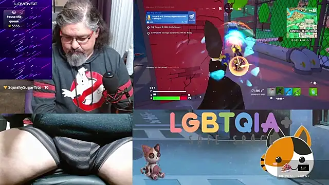 geekycastillo online show from November 3, 5:11 am