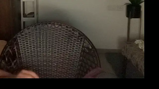 MakeMeAwareAah online show from November 30, 3:36 pm